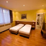 Art Deco Hoffmann Hotel 3*