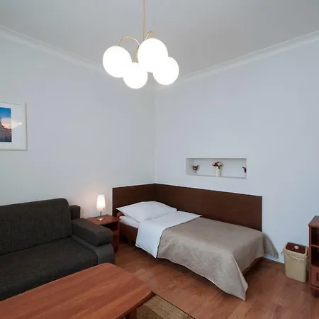 Art Deco Hoffmann 3*