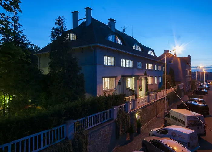 霍夫曼艺术装饰酒店 酒店 克拉德诺