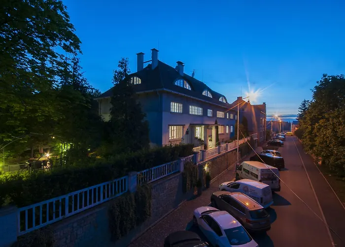 霍夫曼艺术装饰酒店 酒店 克拉德诺