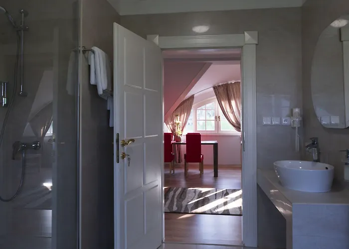 酒店 霍夫曼艺术装饰酒店 3*